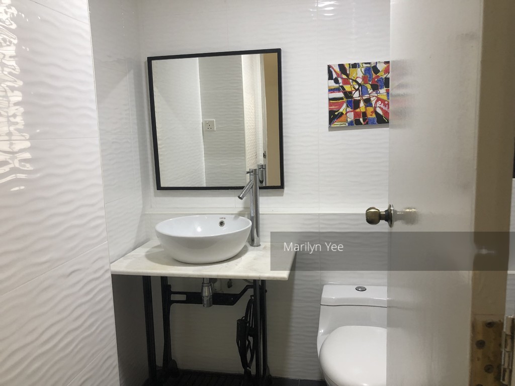 The Tanamera thumbnail photo